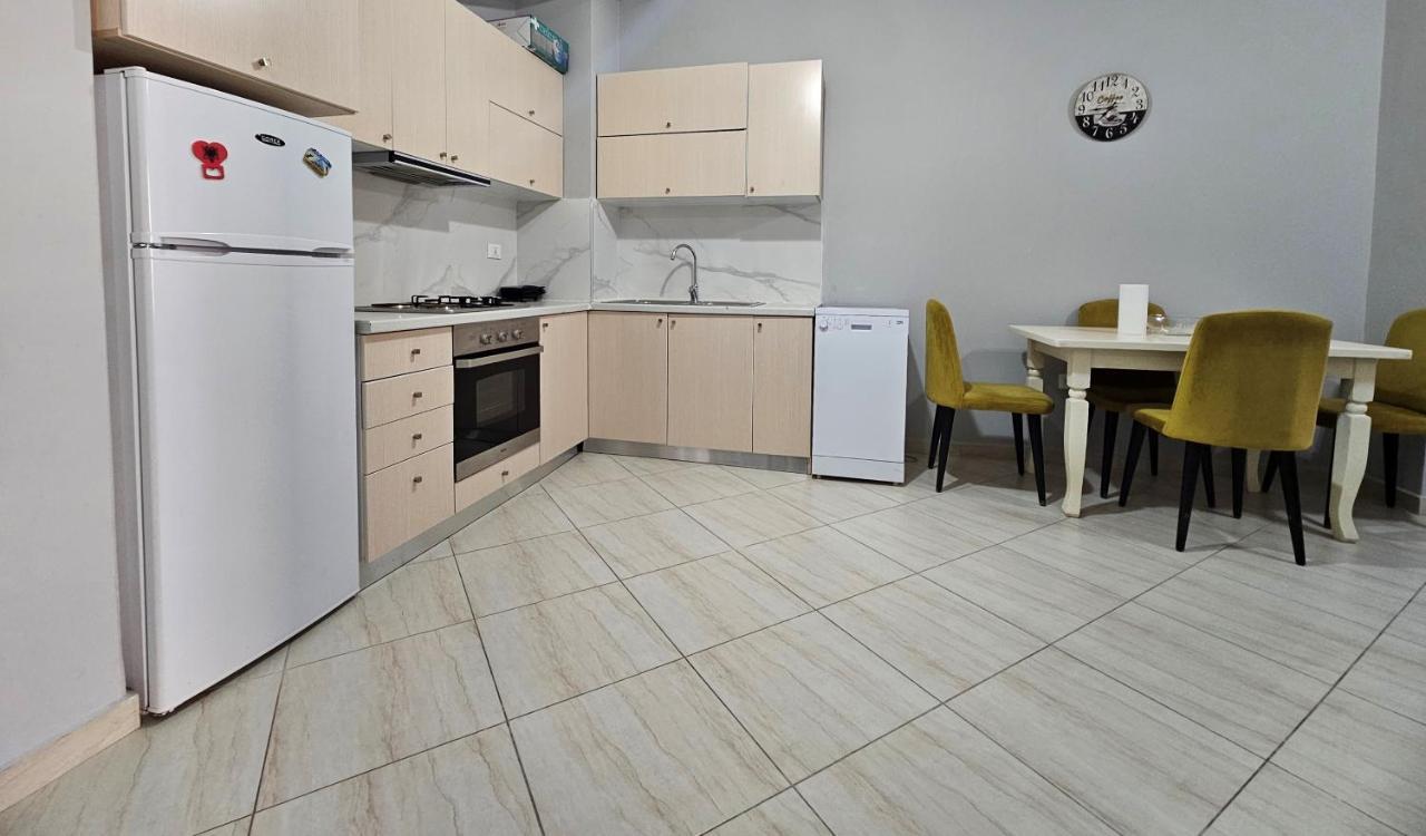 Pleasing Place With Free Parking On Site In Tirana Komuna E Parisit Dış mekan fotoğraf