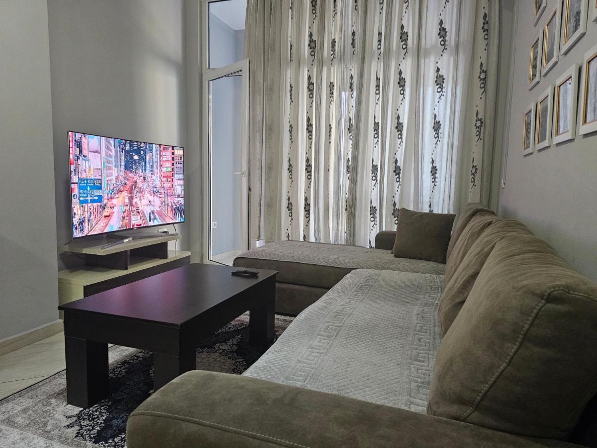 Pleasing Place With Free Parking On Site In Tirana Komuna E Parisit Dış mekan fotoğraf